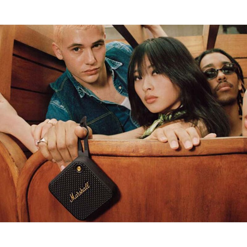 Ảnh thực tế Loa Bluetooth Marshall Willen Black and Brass Ảnh thực tế Loa Bluetooth Marshall Willen Black and Brass