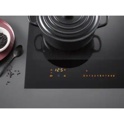 Bếp từ Miele 4 vùng nấu KM 7574 FL lắp âm 3 Ảnh bếp từ Miele 4 vùng nấu KM 7574 FL lắp âm