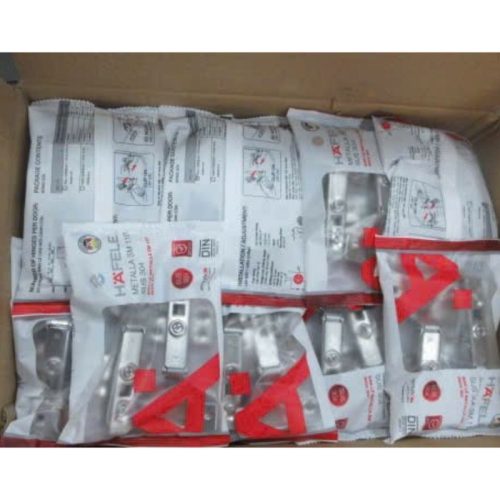 Bản lề trùm ngoài Metalla SM 110° Giảm Chấn Hafele 315.07.114 3 Đóng gói bản lề trùm ngoài Metalla SM 110° Giảm Chấn Hafele 315.07.114
